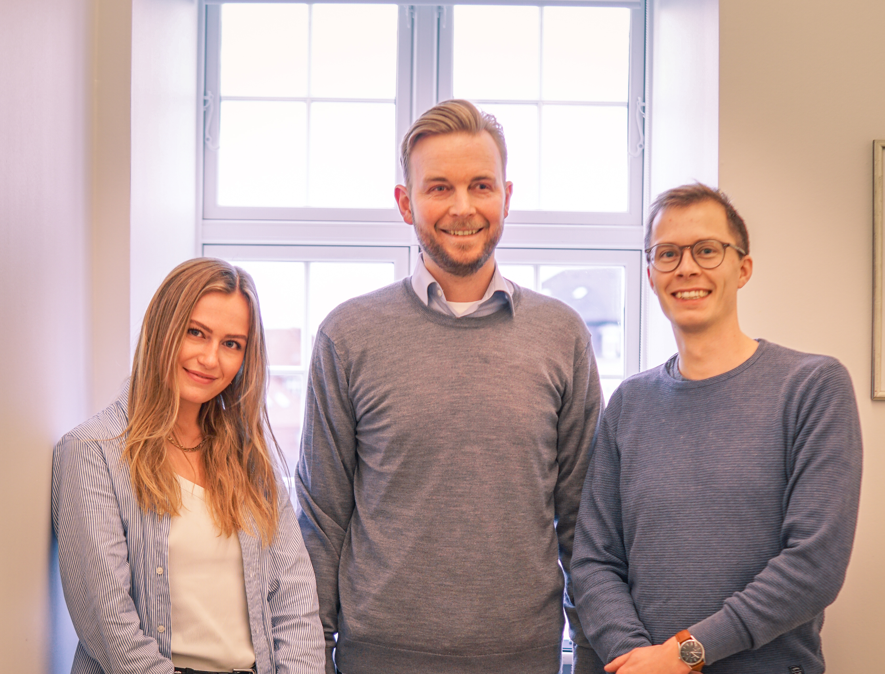 Et team billede af Zoe, Kristian og Nicolai fra Inklusiv